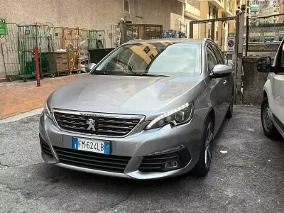 Usata Peugeot 308 SW Allure 120 CV (88 kW) 2017 Grigio Station wagon