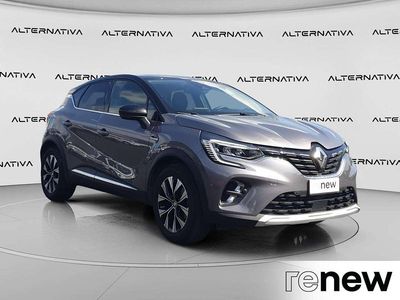Occasion Renault Captur Techno 94 ch (69 kW) 2023 Gris SUV