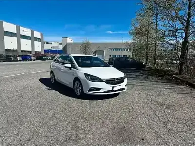 Usata Opel Astra 95 CV (69 kW) 2017 Station wagon