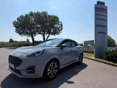 Usata Ford Puma ST-Line X 125 CV (91 kW) 2023 Grigio moda SUV