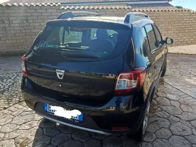 Usata Dacia Sandero Prestige 90 CV (66 kW) 2013 Nero Berlina