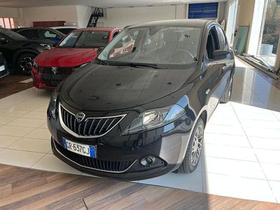 Usata Lancia Ypsilon Gold 69 CV (50 kW) 2023 Nero Utilitaria