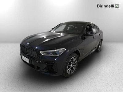 Usata BMW X6 M Sport 340 CV (250 kW) 2022 Carbonschwarz metallizzato SUV