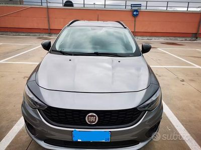 Usata Fiat Tipo S 120 CV (88 kW) 2018 Grigio Station wagon