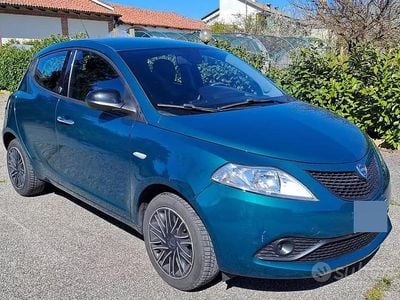 Usata Lancia Ypsilon Gold 69 CV (50 kW) 2018 Utilitaria