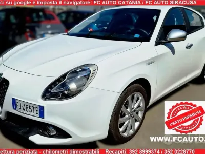 Usata Alfa Romeo Giulietta Super 120 CV (88 kW) 2017 Bianco Utilitaria