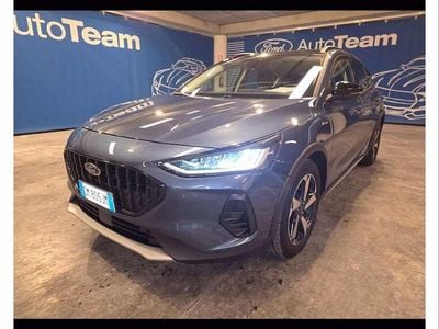 Usata Ford Focus Active 125 CV (91 kW) 2023 Chrome blue SUV