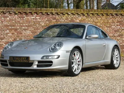 Usata Porsche 911 Carrera S 355 CV (261 kW) 2004 Grigio Coupé