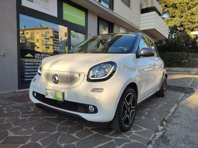 Usata Smart ForFour Pulse 71 CV (52 kW) 2018 Bianco Utilitaria