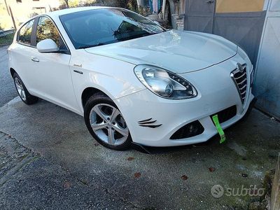 Usata Alfa Romeo Giulietta 105 CV (77 kW) 2014 Bianco Berlina