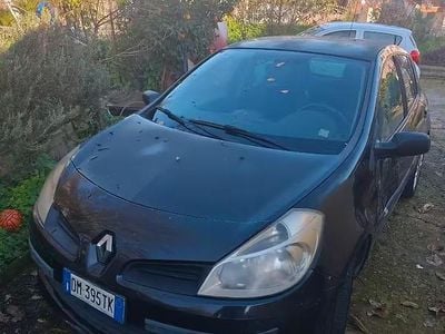 Usata Renault Clio II 85 CV (62 kW) 2008 Nero Berlina