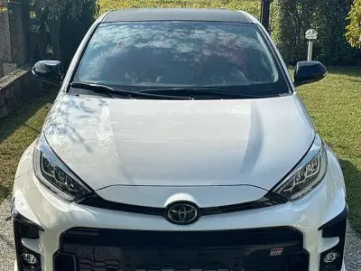 Usata Toyota Yaris 261 CV (191 kW) 2023 Utilitaria