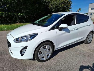 Gebraucht Ford Fiesta 86 PS (63 kW) 2018 Weiß Kleinwagen