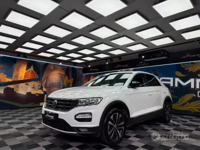 Usata VW T-Roc Style 116 CV (85 kW) 2020 Bianco SUV