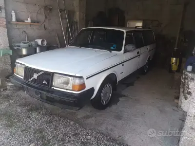 Usata Volvo 240 116 CV (85 kW) 1992 Bianco Station wagon