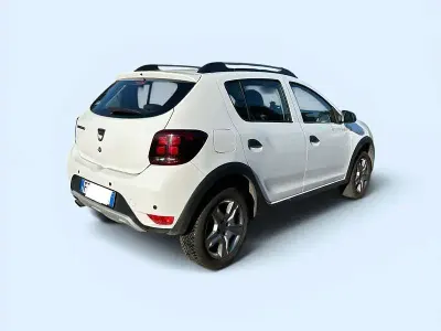 Usata Dacia Sandero Prestige 90 CV (66 kW) 2019 Bianco Berlina