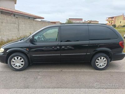 Usata Chrysler Grand Voyager 150 CV (110 kW) 2007 Nero Monovolume