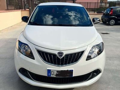 usata Lancia Ypsilon Ypsilon1.0 firefly hybrid Silver Plus s