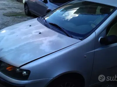 Usata Fiat Punto 80 CV (58 kW) 2002 Grigio Utilitaria