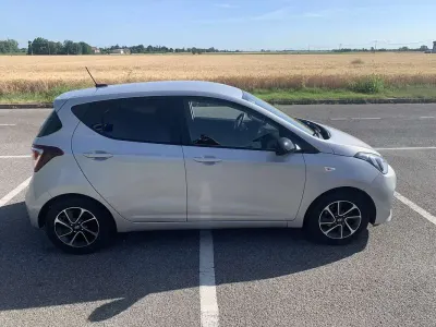 Usata Hyundai i10 67 CV (49 kW) 2020 Utilitaria