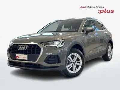 Usata Audi Q3 Business 200 CV (147 kW) 2023 Grigio SUV