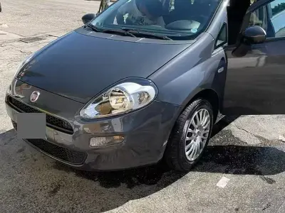 Occasion Fiat Punto 77 ch (56 kW) 2014 Gris Citadine
