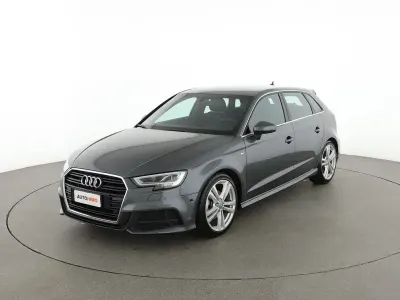 Käytetty Audi A3 Sport 150 HP (110 kW) 2018 Harmaa Sedan