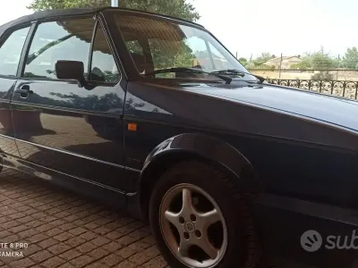 Usata VW Golf Cabriolet 73 CV (53 kW) 1992 Bluazzurro Cabrio
