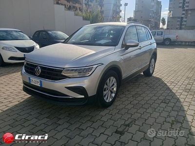 Usata VW Tiguan Life 150 CV (110 kW) 2023 Grigio SUV