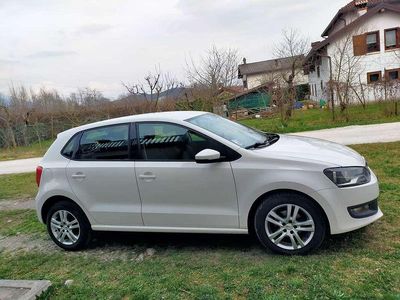 Usata VW Polo Trendline 75 CV (55 kW) 2012 Bianco Utilitaria
