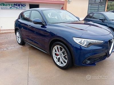 Usata Alfa Romeo Stelvio Executive 190 CV (139 kW) 2021 Blu SUV