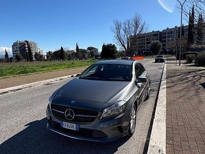 Usata Mercedes A180 2015 Grigio Berlina