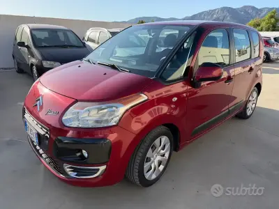 Usata Citroën C3 Picasso Attraction 92 CV (67 kW) 2012 Rosso Monovolume