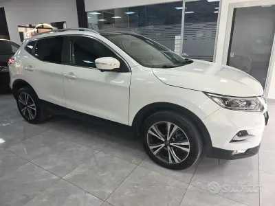 Usata Nissan Qashqai N-Connecta 116 CV (85 kW) 2019 Bianco SUV