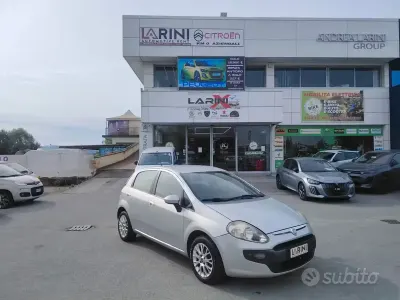 Usata Fiat Punto Evo Dynamic 69 CV (50 kW) 2011 Grigio Utilitaria