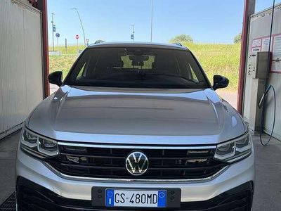 Usata VW Tiguan R-line 150 CV (110 kW) 2024 SUV