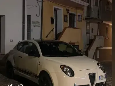 Usata Alfa Romeo MiTo 225 CV (165 kW) 2008 Bianco Utilitaria