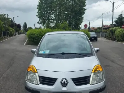 Usata Renault Modus 75 CV (55 kW) 2007 Grigio Monovolume