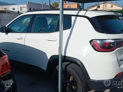 Usata Jeep Compass Limited 140 CV (102 kW) 2019 Bianco SUV