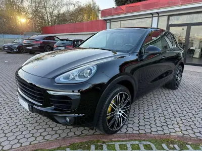 Usata Porsche Cayenne 382 CV (280 kW) 2017 SUV