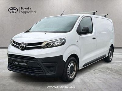 Begagnad Toyota Proace 122 HK (89 kW) 2019 Vit Minibuss