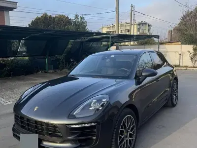 Usata Porsche Macan GTS 360 CV (264 kW) 2018 Grigio SUV