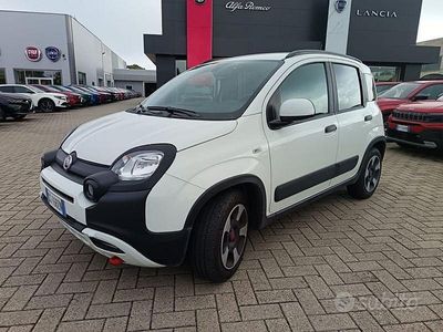 Usata Fiat Panda Cross Cross 69 CV (50 kW) 2024 Bianco Utilitaria