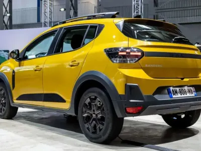 Nuova Dacia Sandero Extreme 110 CV (80 kW) 2026 Argento Berlina