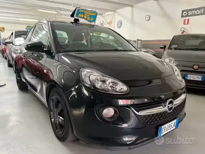 Usata Opel Adam 69 CV (50 kW) 2013 Nero Utilitaria