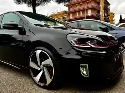 Usado VW Golf VI GTI 210 CV (154 kW) 2009 Negro Utilitario