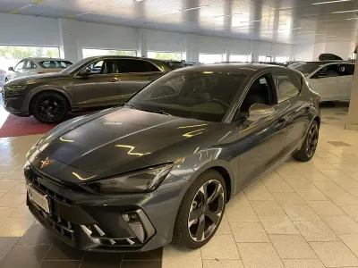 Usata Cupra Leon 150 CV (110 kW) 2025 Grigio Berlina