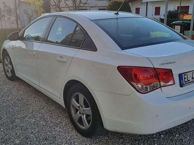 Usata Chevrolet Cruze LT 124 CV (91 kW) 2012 Bianco Utilitaria