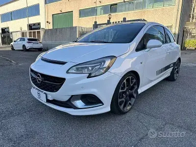 Usata Opel Corsa OPC 207 CV (152 kW) 2017 Bianco Utilitaria