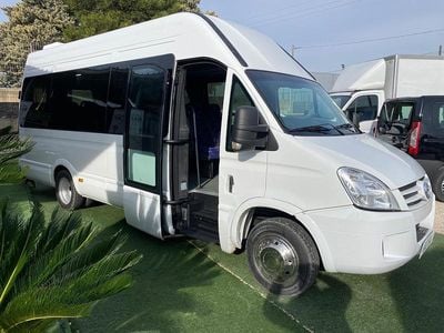 Usata Iveco Daily 149 CV (109 kW) 2008 Bianco Berlina